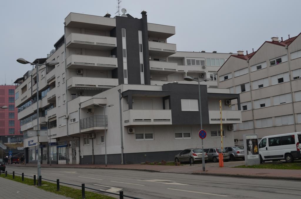 Apartment Viktor Osijek Kamer foto